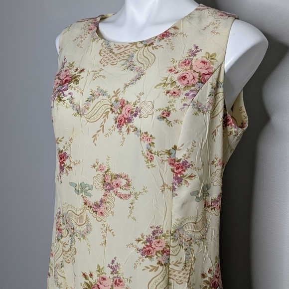 ✨3/$15 Vintage R&K Originals crinkle fabric floral maxi dress 12 - Picture 3 of 8